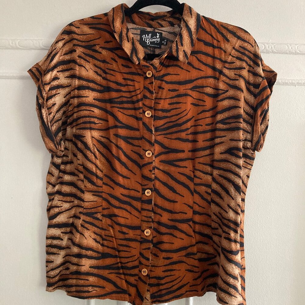 Hell Bunny button-up shirt tiger size XL